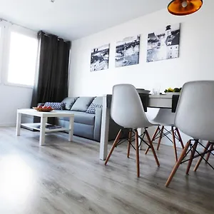 plac-grzybowski-apartment-warsaw.warsawhotelspoland.com/